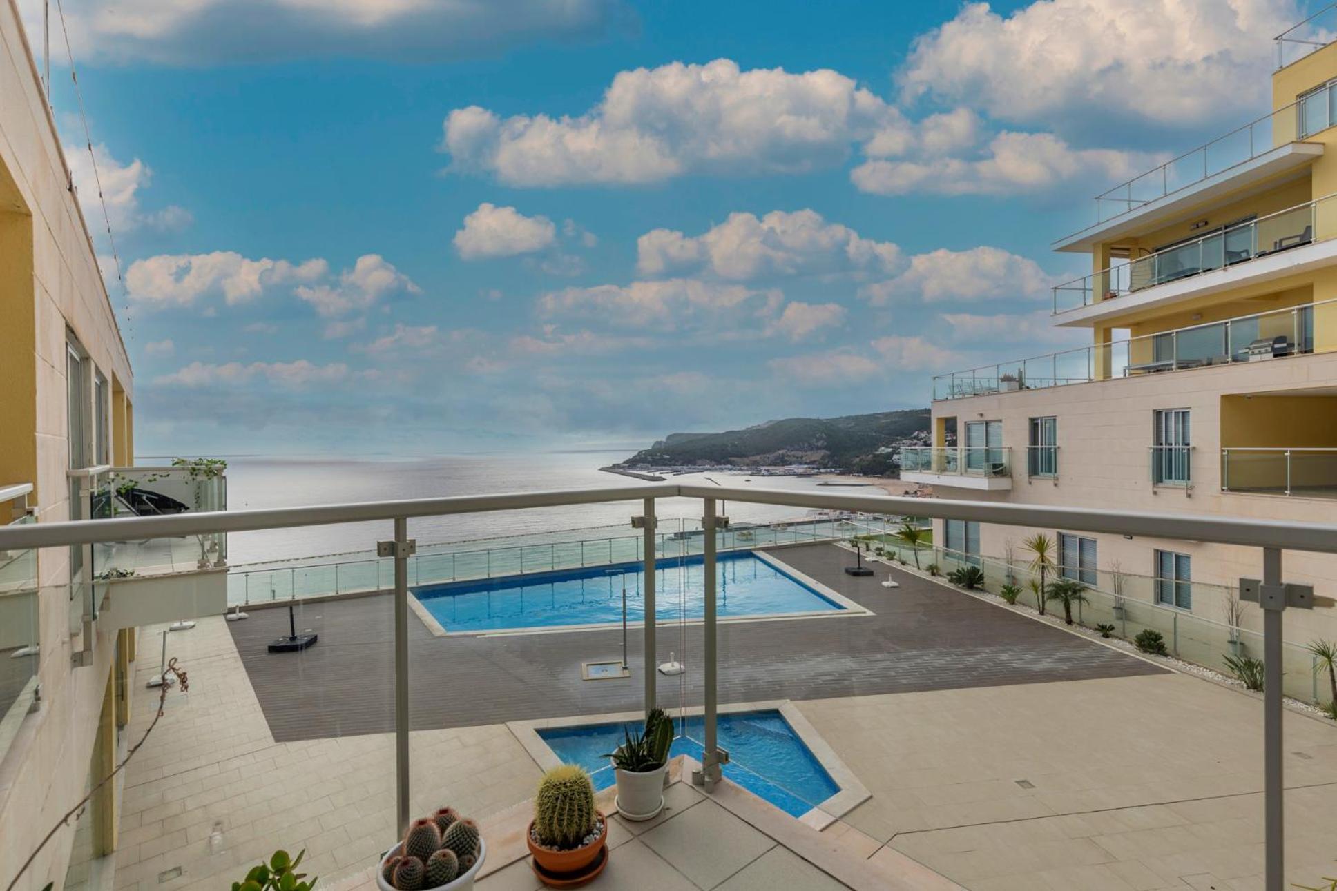 Cliffs Apartment - Astonishing View Over Sesimbra Bay By Trip2Portugal Extérieur photo